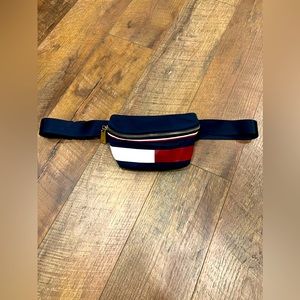 Tommy Hilfiger Red White Blue Fanny Pack! In Great Shape!